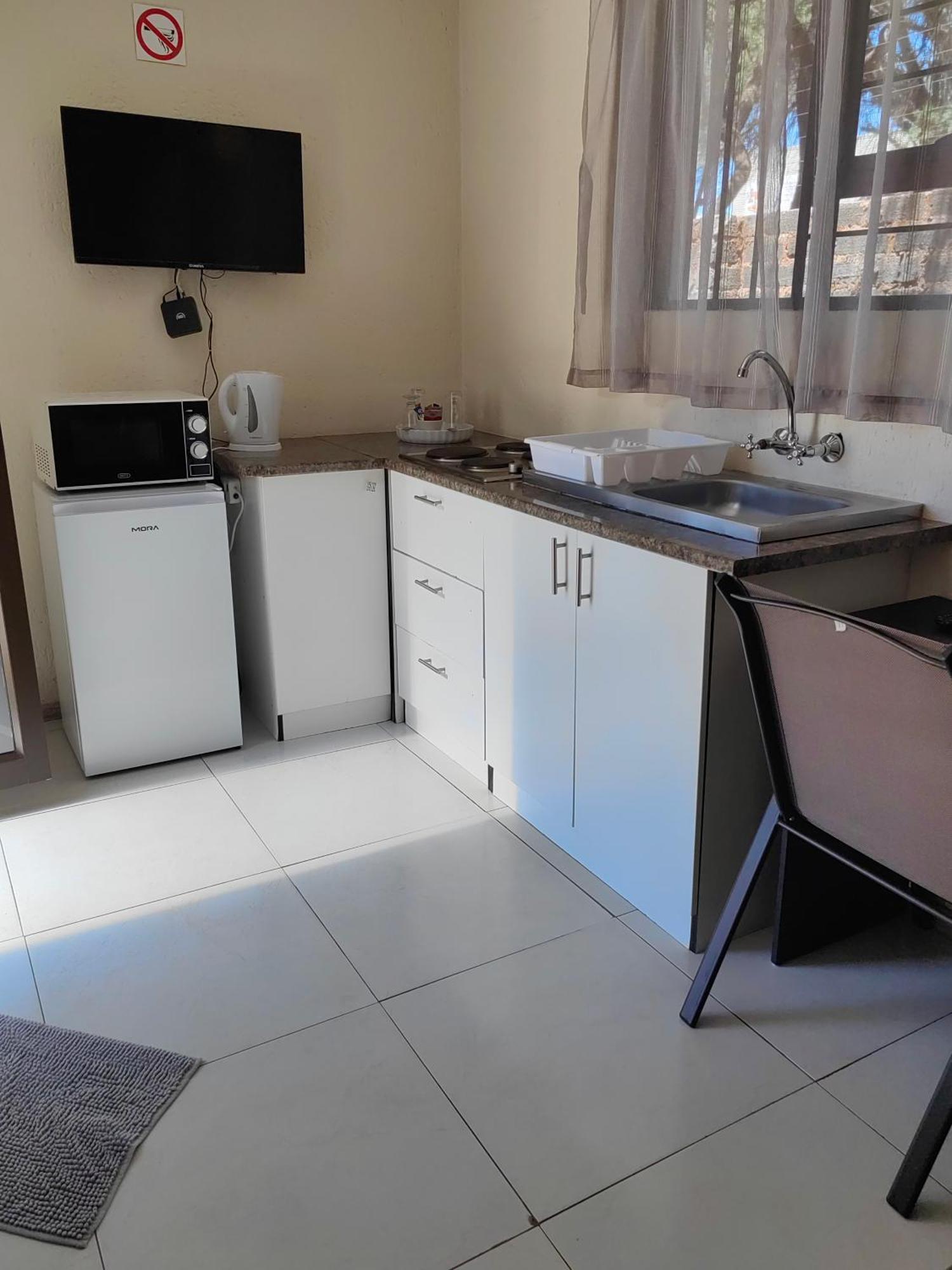 Back Of The Moon Guesthouse Kuruman Esterno foto